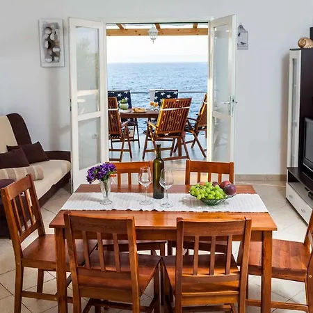 In Blato-insel Korcula 6395 Смоквица